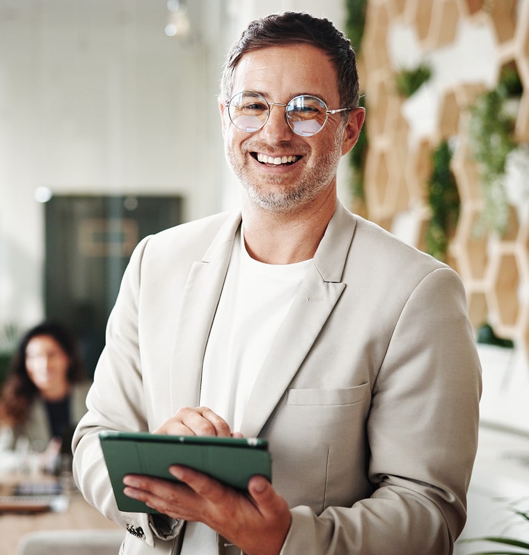 Financial Advisor 2 custom img 030